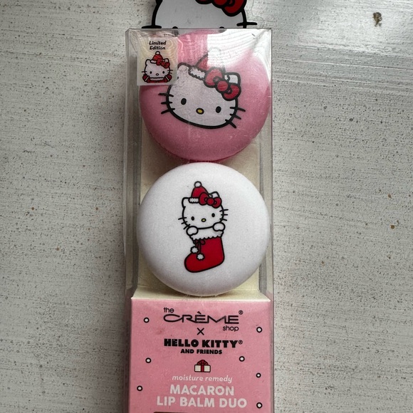 Hello Kitty Macaron Lip Balm Duo limited edition NIB - Picture 1 of 5